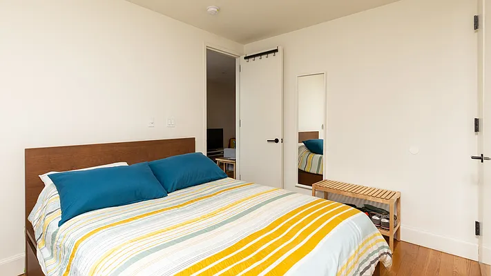 Rented by Nooklyn NYC LLC | media 71