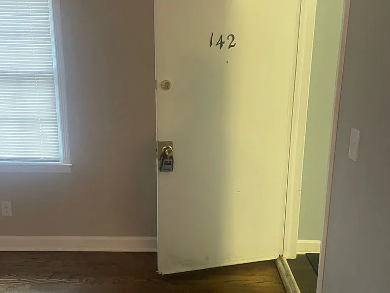 120 Engleside St — Photo 16