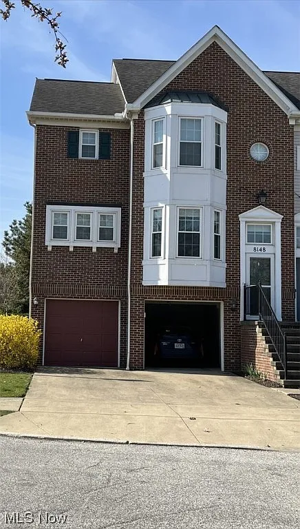 8148 Chester Pkwy photo 1