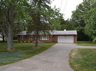 25127 Fort Meigs Rd, Perrysburg, OH 43551