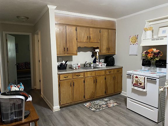 2nd image of 435 Arlington Cir NW #439