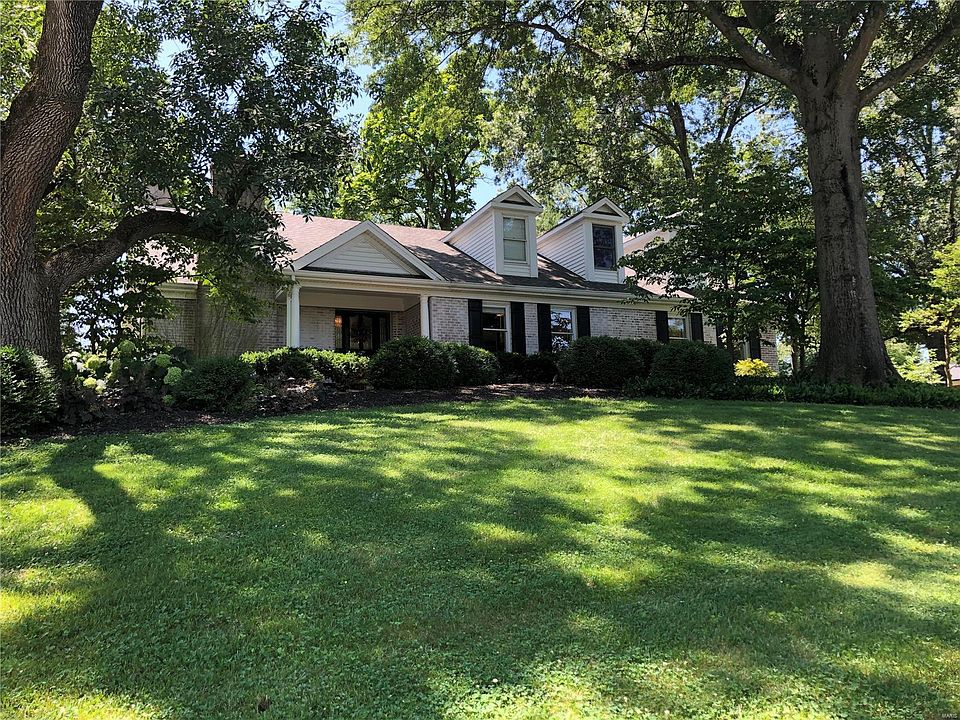 1st image of 3 Andre Dr