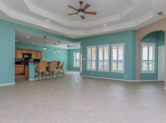 5th image of 3 Hacienda Dr