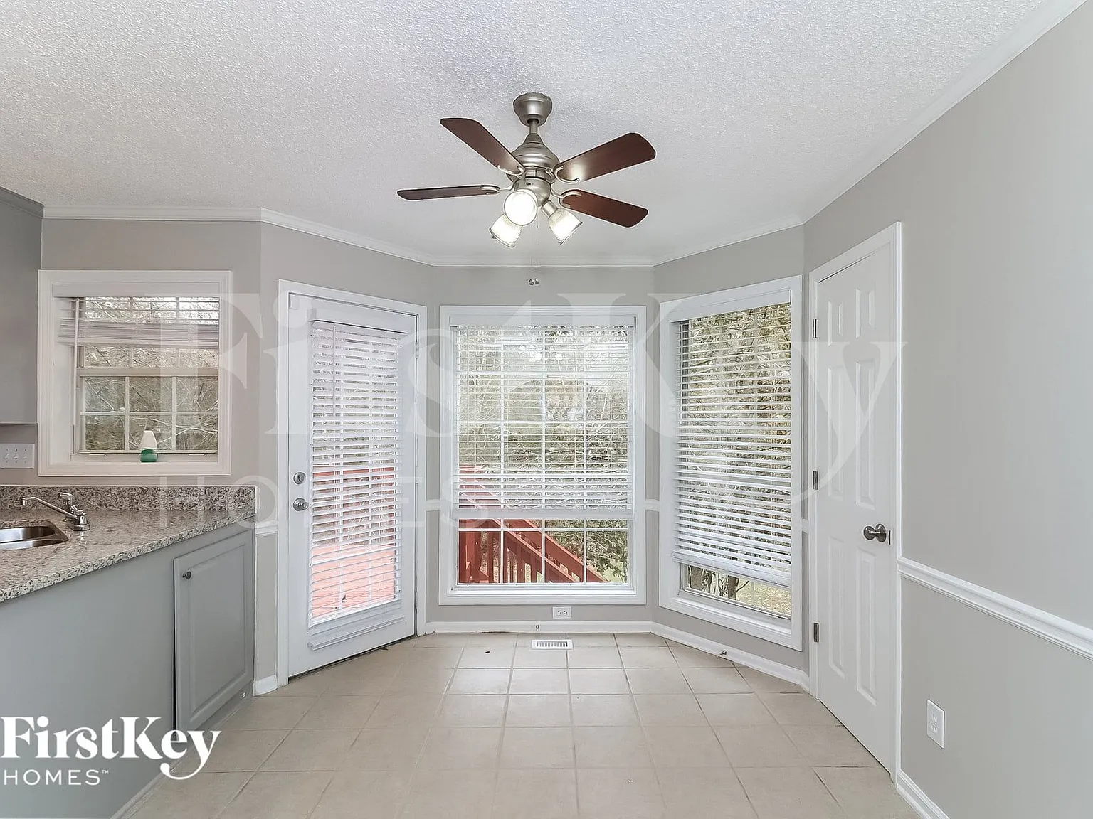 3 bed, 3.0 bath, 2974 sqft, $3,210 — Photo 3