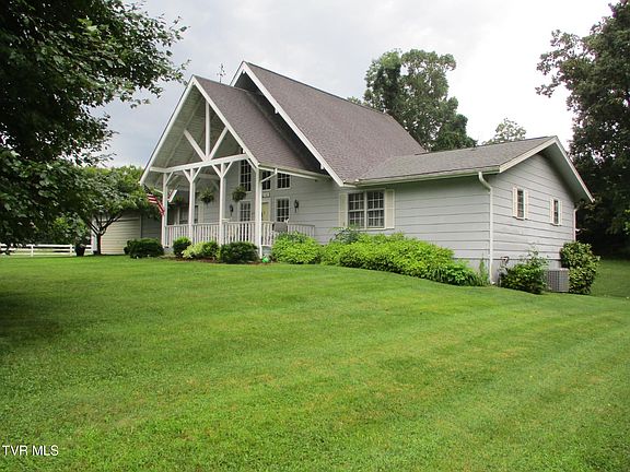4th image of 213 Edgefield Rd