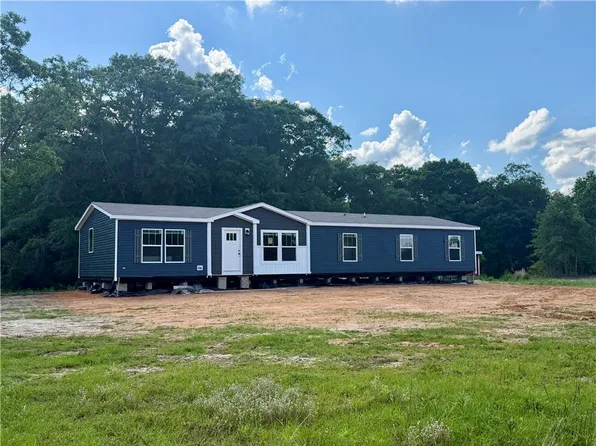 2 Fuqua Rd, Seale, AL 36875
