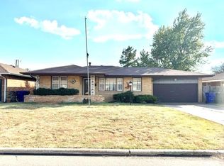 128 W Jarman Dr, Midwest City, OK 73110