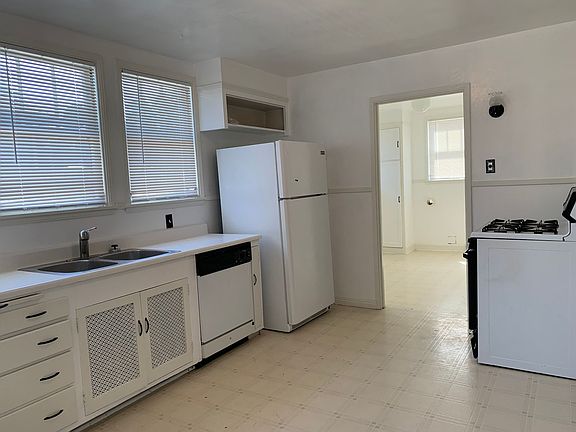 5th image of 63 Cleveland Ave APT 1