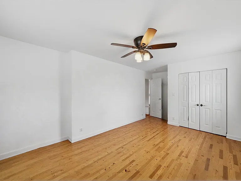 2231 N 75th Ave — Photo 24