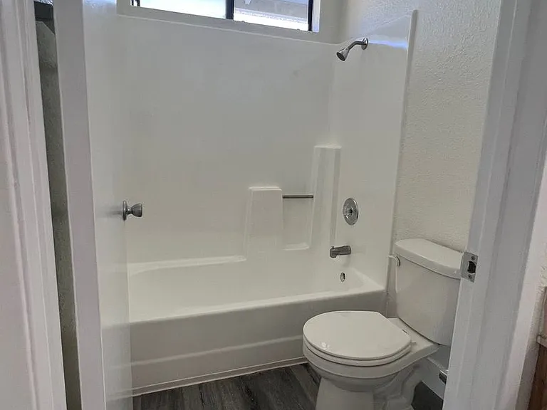 3440 Helix St — Photo 12