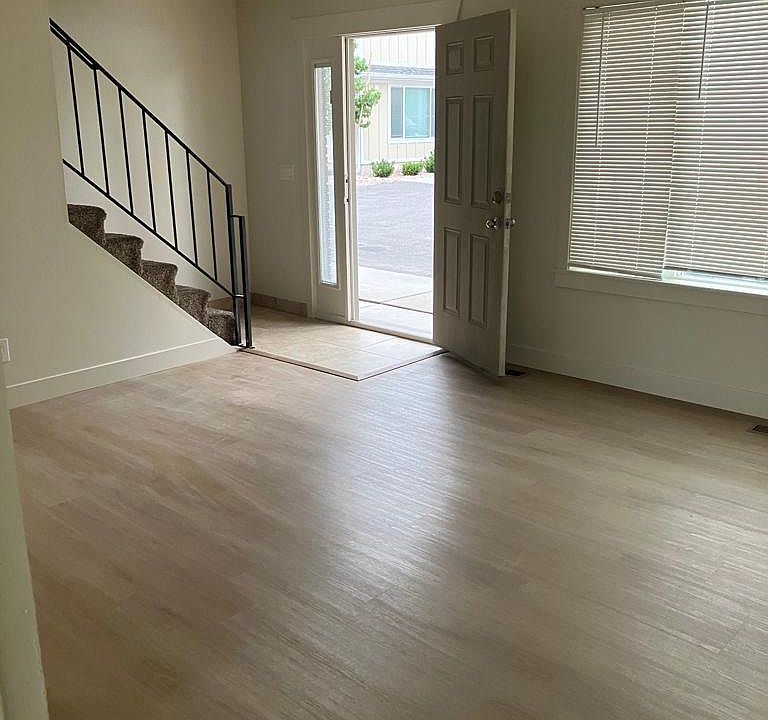 1st image of 4415 S Garden Dr #4415