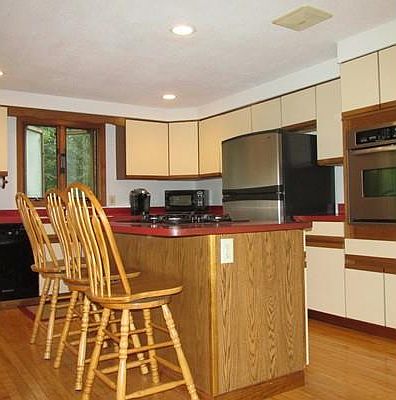 4th image of 43 Kensington Dr