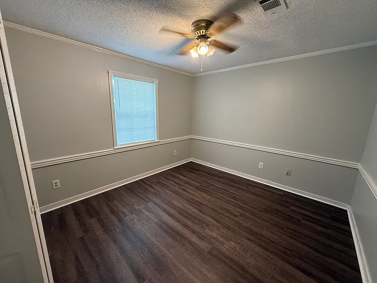 35 Meadowoods Ter — Photo 7