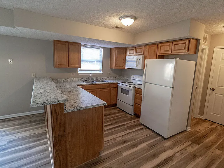 3716 Hermitage Rd — Photo 8