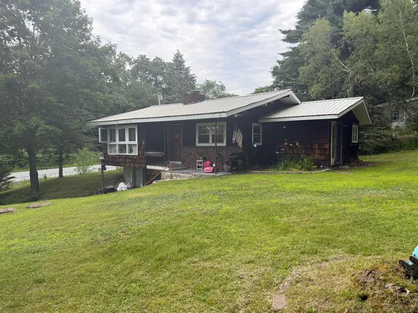 89 Main Road, Eddington, ME 04428