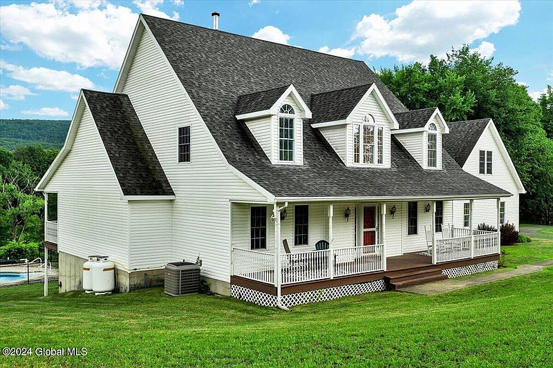 2nd image of 792 Farm To Market Road