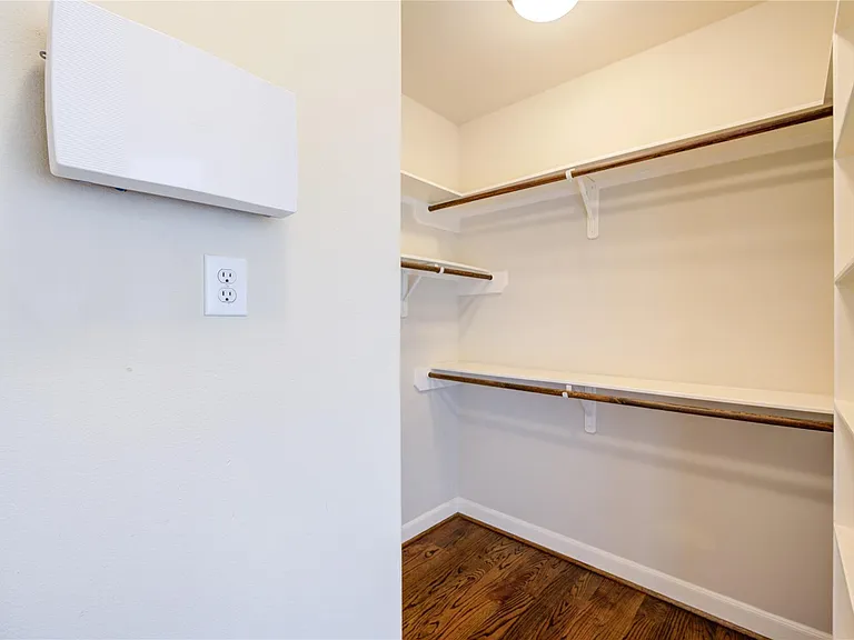 5813 Washington Ave #B — Photo 30