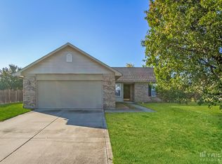 8623 Robin Run Way, Avon, IN 46123