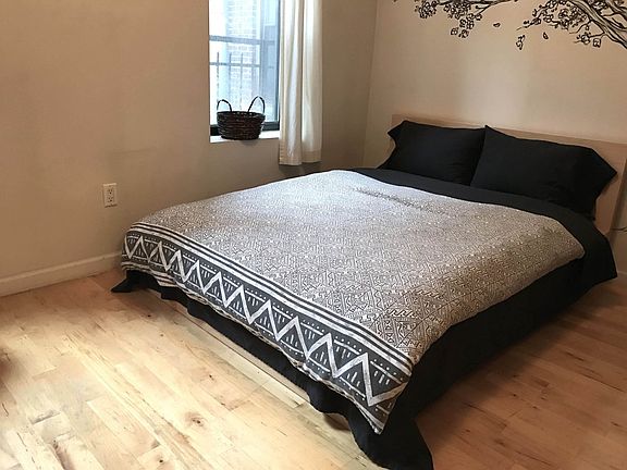 4th image of 2072 Frederick Douglass Blvd APT 4B