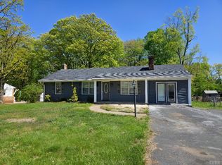 138 W Bethel Dr, Madison Heights, VA 24572