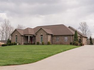 1623 Skyland Dr, Wilkesboro, NC 28697