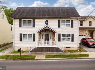 24582 E Main St, Columbus, NJ 08022