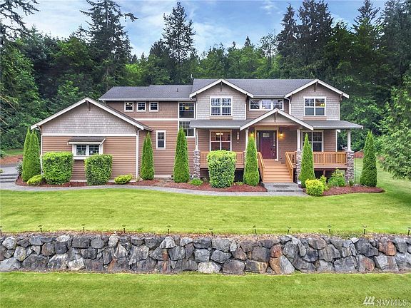 2nd image of 12022 6th Ave NE