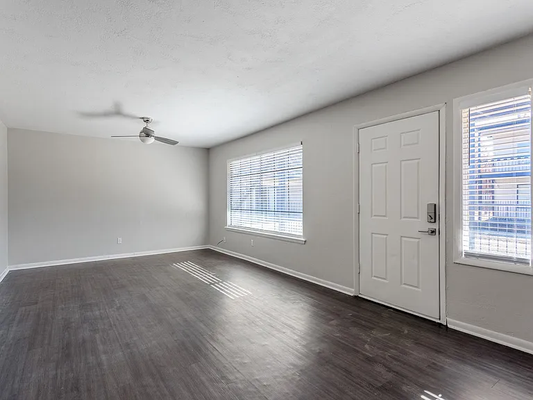 Terraces at Nichols Hills Renovated Two-Bedrooms — Photo 2