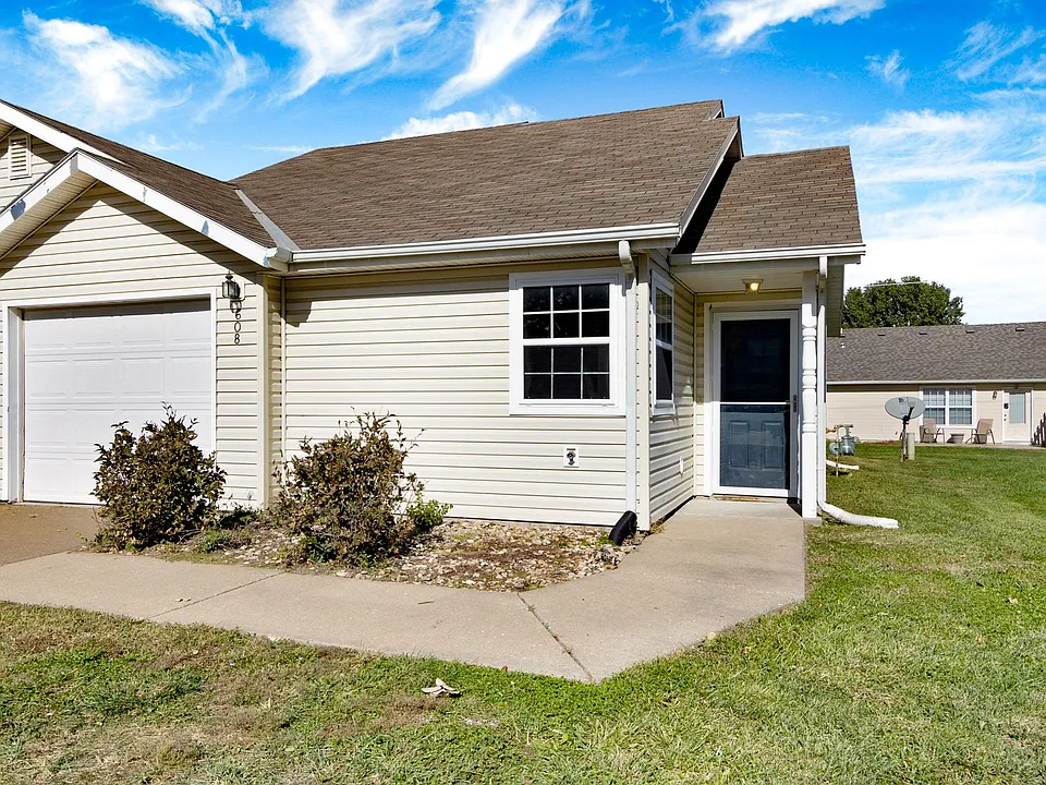 608 Goodrich Dr
