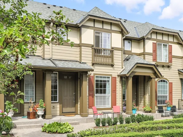 11738 SW Waterthrush Ter, Beaverton, OR 97007