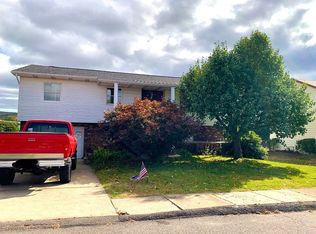 187 Ellen Rd, Jessup, PA 18434