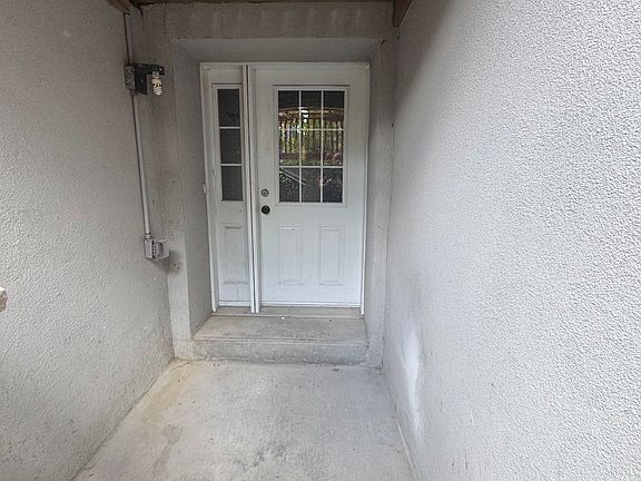 2nd image of 238 Margueretta St #Basement