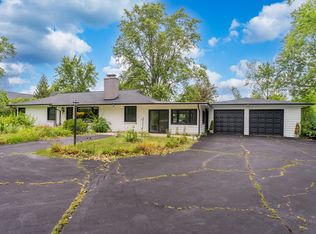 2970 Duffy Ln, Riverwoods, IL