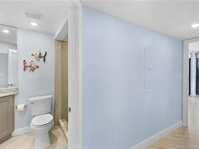 9550 S Ocean Dr #310 — Photo 24