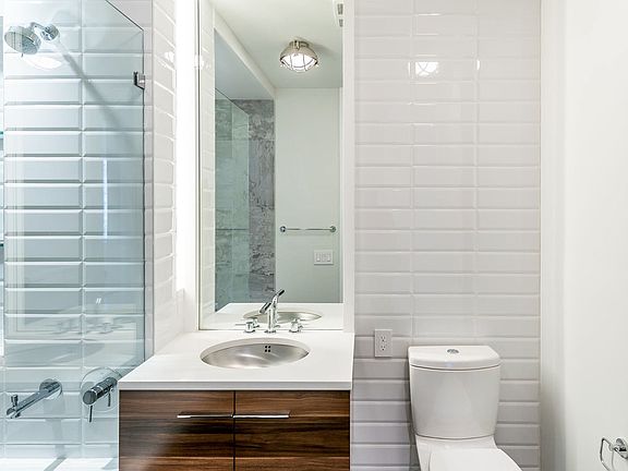 4th image of 670 Pacific St #423