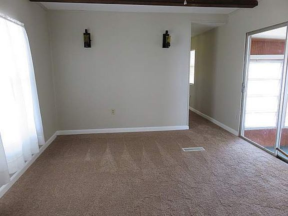 5th image of 3360 E Dale St