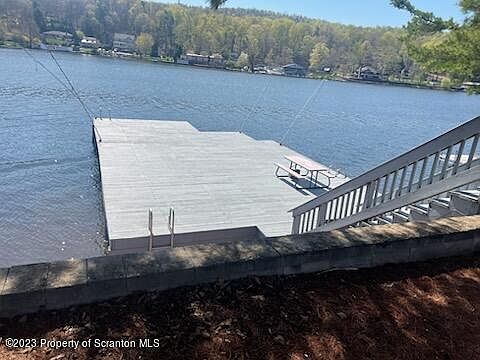 3rd image of Pole 115 Lakeside Dr