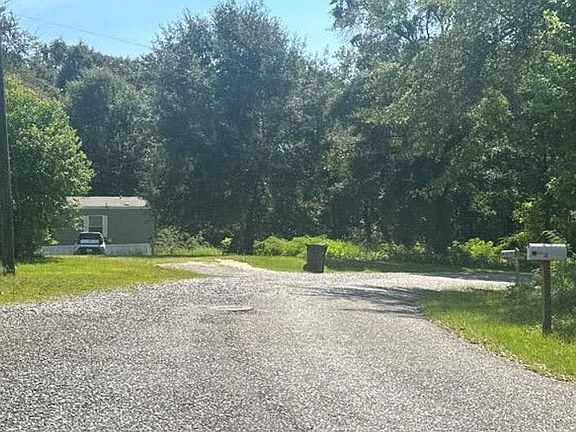 5th image of 106 Booth Blvd