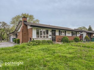 7100 Birch St, Bedford Park, IL 60455