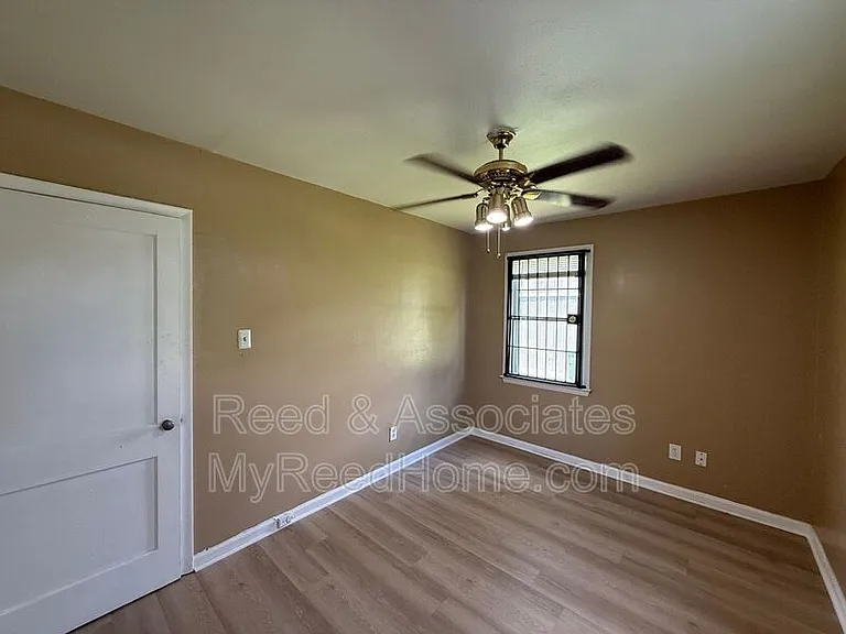 3209 Winslow Rd — Photo 10