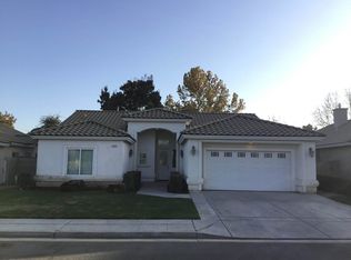 810 Gamay Ave, Madera, CA 93637
