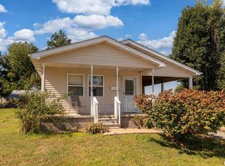 902 N Taft St, Marion, IL 62959