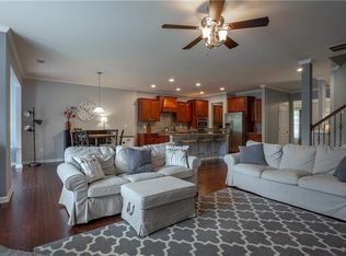 367 Ridgewood Trl, Canton, GA 30115