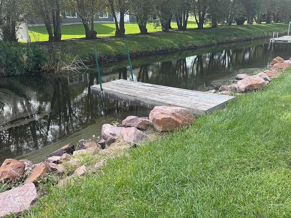 2nd image of 100 Silver Creek Trl #110