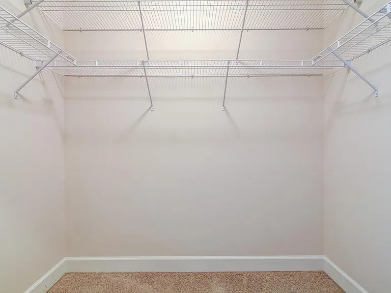 2027 Cobblestone Cir NE — Photo 33