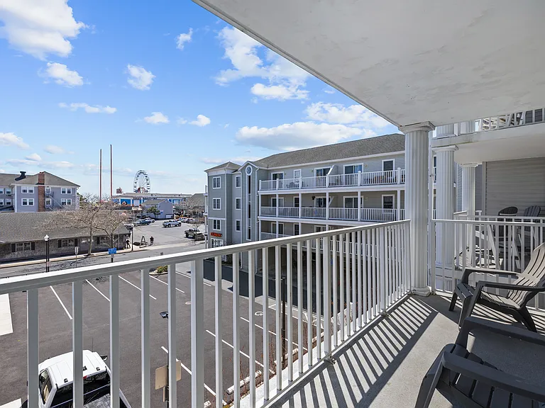 107 Somerset St #203 — Photo 21