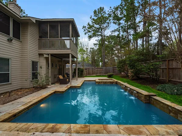 110 S Longsford Cir, Spring, TX 77382