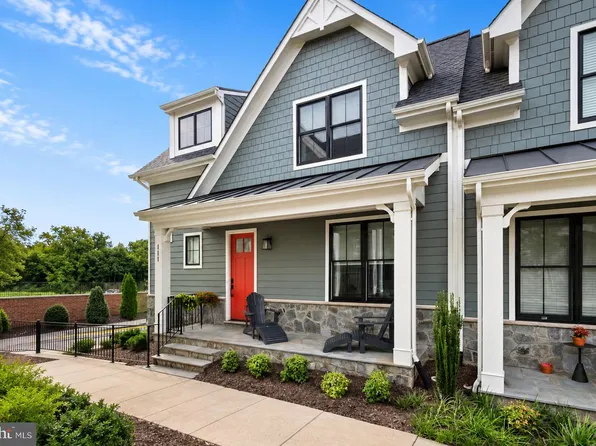 111 Courthouse Rd SW #6, Vienna, VA 22180