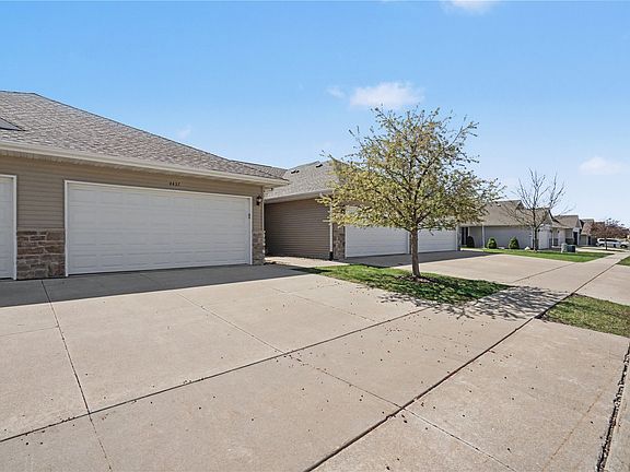 3rd image of 4437 Hastings Dr