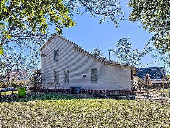 5th image of 501 Georgia St